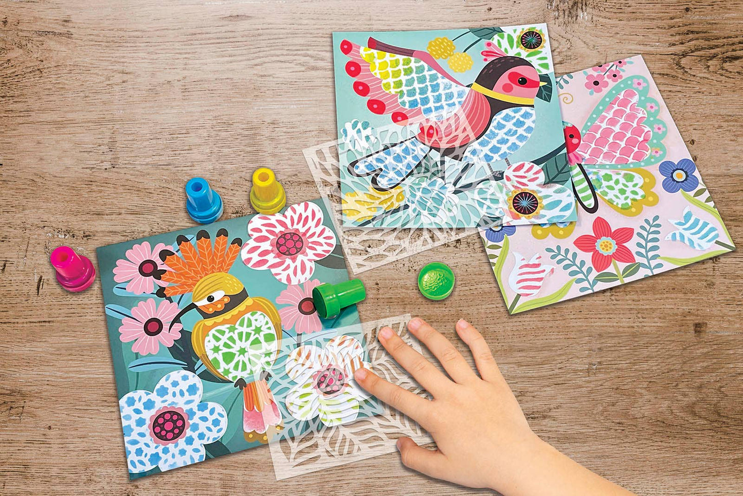 Stencil con motivo «Spring Color»