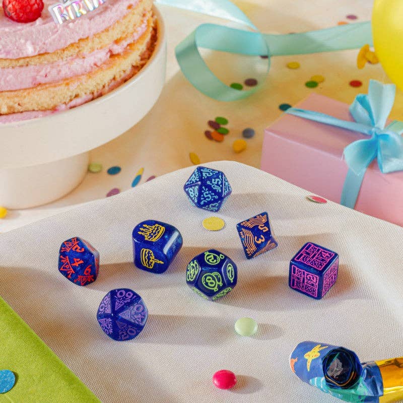 Set di Dadi di Buon Compleanno: Festoni Q-WORKSHOP